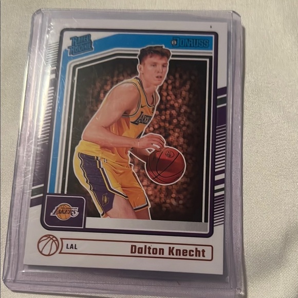 Cool cards that you should get for your collection - Picture 6 of 7